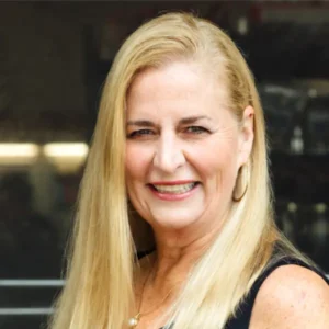 Kelly Larson Owner, Sweet Temptations, Temptations, The Front Porch, Skoops & Fortino’s Inspire West Michigan Podcast