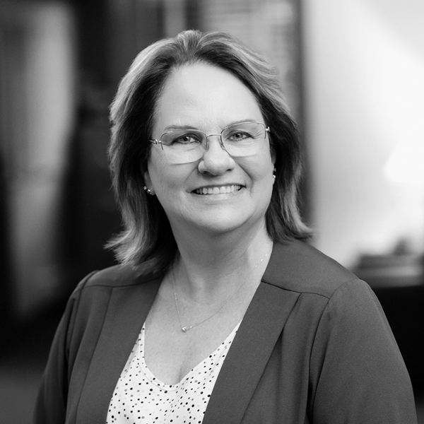 Sharlene Shineldecker professional photograph.